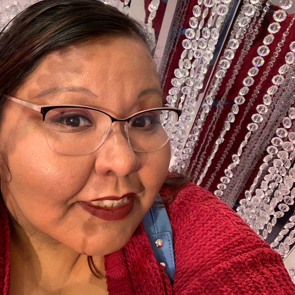 Meet your Posher, Marisol